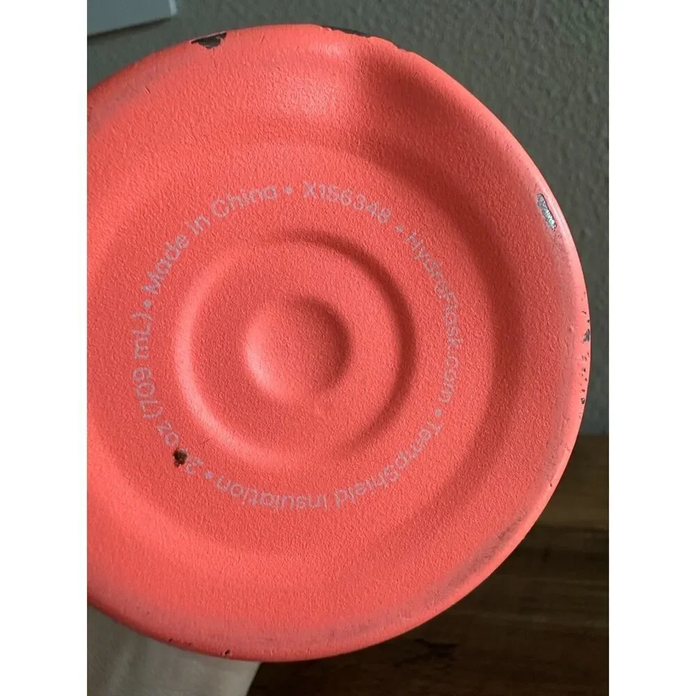 Hydro Flask  24oz Coral / Pink Standard Mouth with Sports Cap Water Bottle